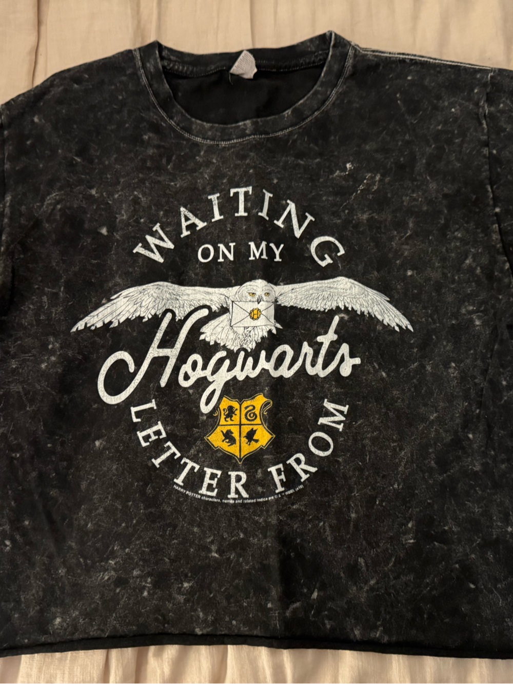 Juniors Medium Crop Harry Potter Shirt Hogwarts Universal Graphic Tee Black